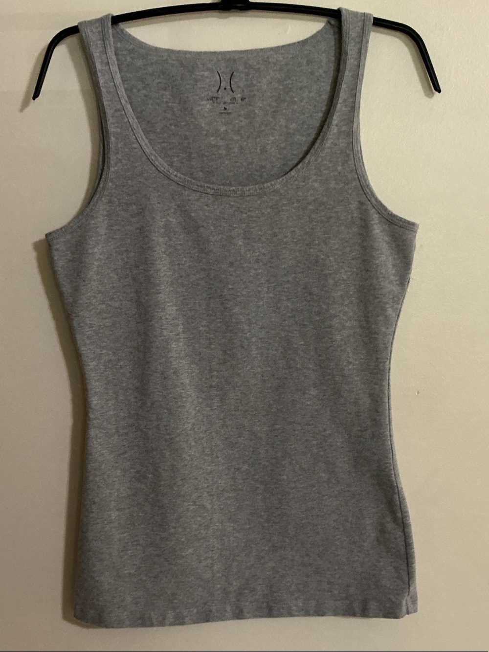 Yummie Tummie Women’s Grey Scoop Neck Tank - Comfortable Everyday Layer